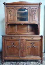 Buffet deux corps Louis XVI estampillé en noyer