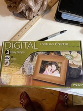 SMARTPARTS 7  DIGITAL PICTURE FRAME NEW OPEN BOX OptiPix