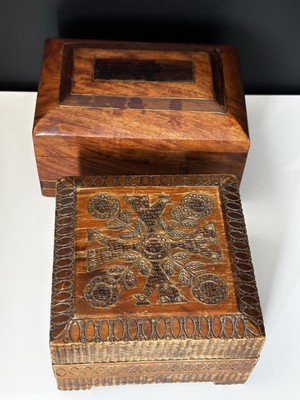 Paar zwei Vintage handgeschnitzte Holz Schmuckschatulle Schmuckschatulle