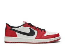 Jordan 1 Retro Low OG Chicago 2025 Size 8, DS BRAND NEW
