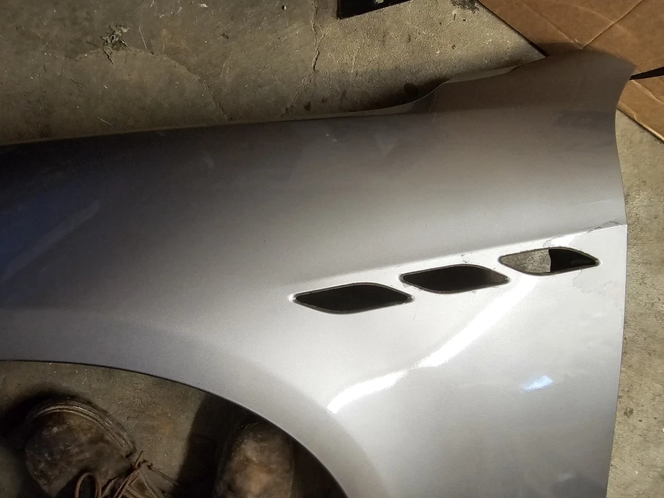 Conjunto de guardabarros delantero izquierdo del lado del conductor Maserati Ghibli 14-20 negro 670008304 OEM Foto 3 de 4