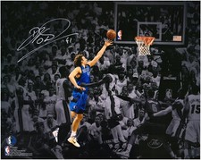 Dirk Nowitzki Autographs Cards and Photos for Panini 18