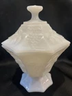 VTG Anchor Hocking White Milk Glass Compote 8” Candy Dish Grapes Lid Great Con.