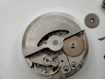Tenor Dorly TD 1335 Uhrwerk für Teile und Ersatzteile