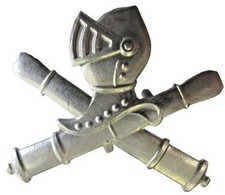 Armée BELGE - Insigne de Béret : BATAILLON de TANKS de DIVISION d'INFANTERIE