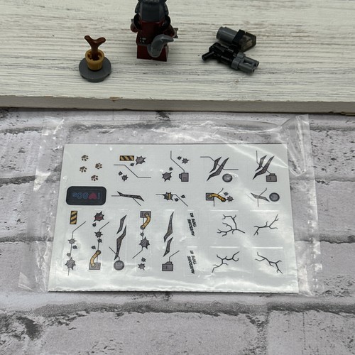Rocket Raccoon: Guardians of the Galaxy Lego Minifigure COMPLETE - Picture 3 of 3