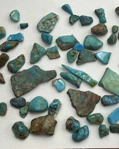 Turquoise rough Sleeping Beauty, Morenci, Kingman Mix 63 Grams (315 Carats)  - Picture 3 of 5