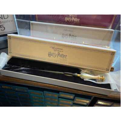 こ*ん様 Harry Potter Commemorative Wand 限定品 Harry Potter Exclusive Design Collection Celebratory Wand