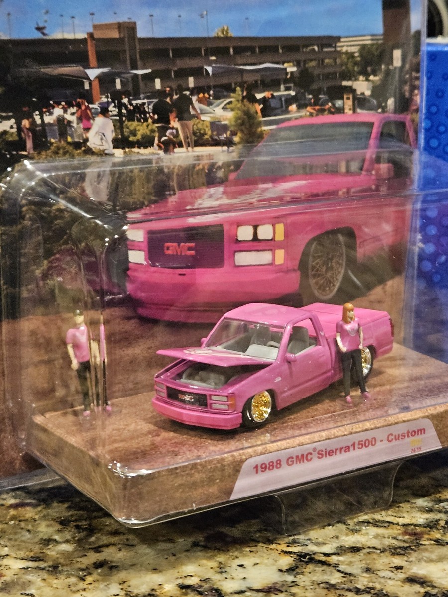 M2 1988 GMC Sierra1500 Custom ピンク 🔥 M2 Machines 1988 GMC Sierra 1500 Custom GTA TRANS AM Pink