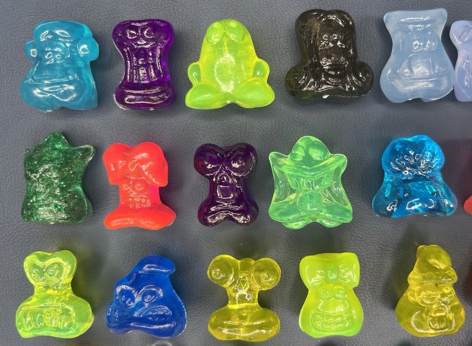 Crazy Bones Original Series 1 Complete Classic Set of 60 Figures Including Eggy - Image 2 of 4