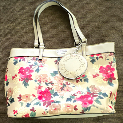GUESS Women s Floral Tote Bag Ivory/Pink/Green Silver Hardware Logo Charm Pouch