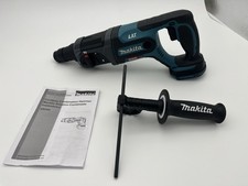 Makita XRH04Z 18V LXT Lithium-Ion Cordless 7/8" Rotary Hammer (Tool Only) Refurb