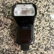 NEEWER NW-670 TTL Flash Speedlite with LCD Display for Canon EOS 700D 650D 600D
