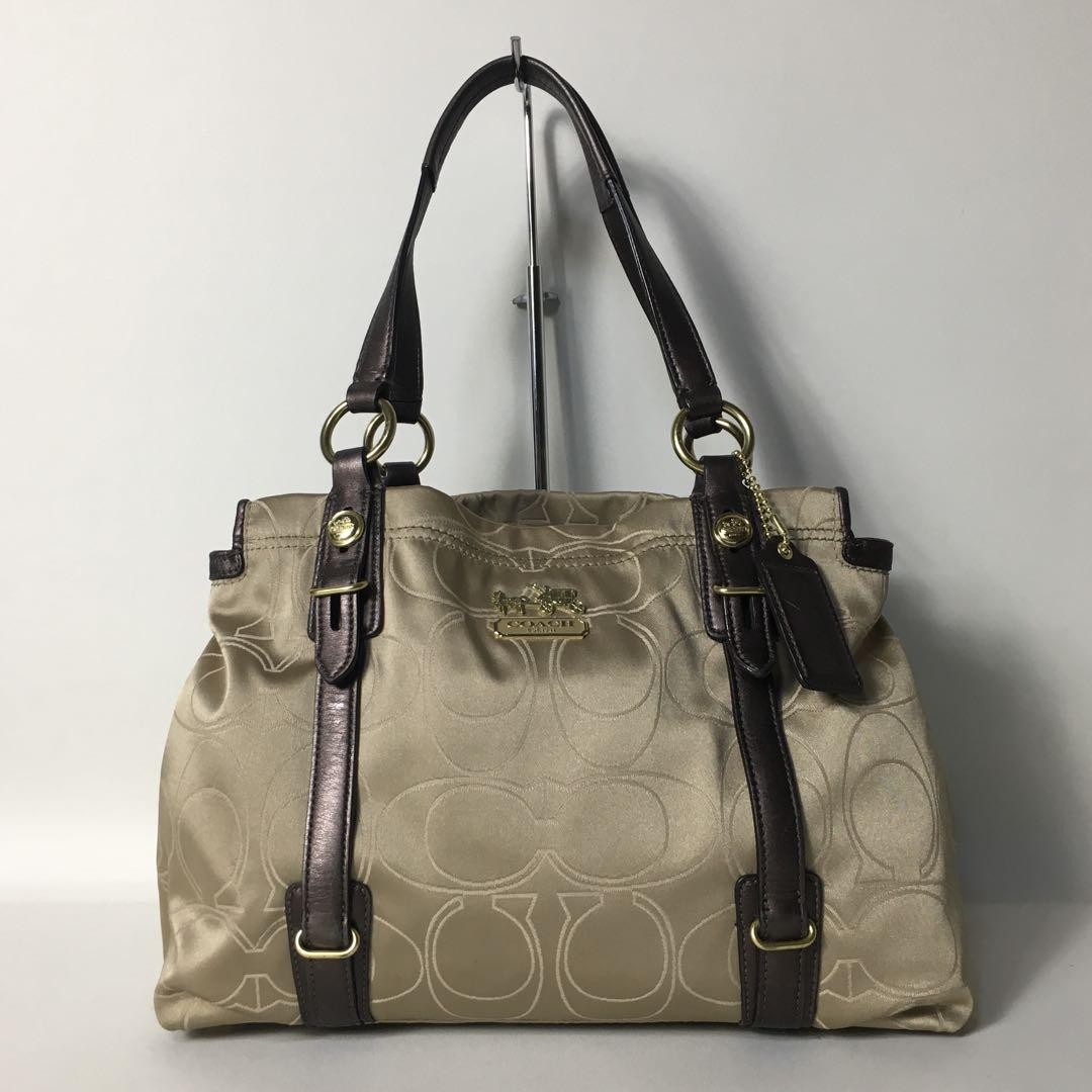 Coach Signature PVC Beige Tote Bag Authentic G06091313