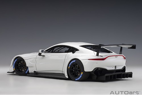 Autoart 81806 1/18 ASTON MARTIN VANTAGE GTE LE MANS PRO 2018 WHITE Model Car - Picture 3 of 12