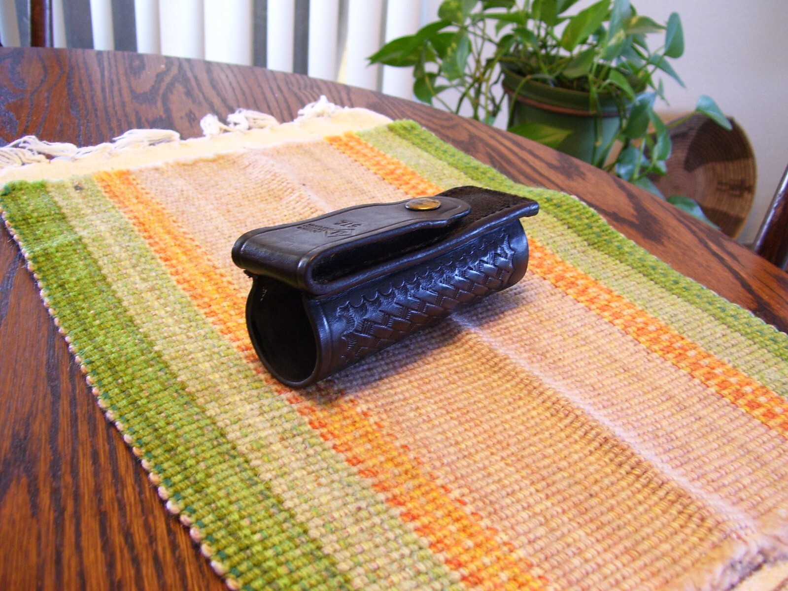 Aker 572 Leather Black BW MK IV Mk-4 Mace OC Defense Spray Case Holder Carrier