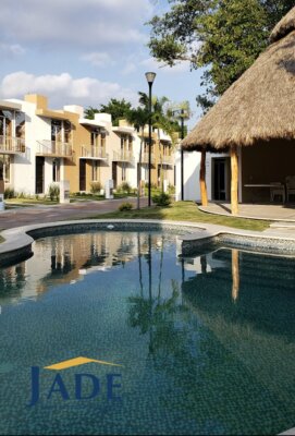 CASA EN VENTA FRACC PRIVADO CON ALBERCA CERCAS DEL CENTRO DE COLIMA COLIMA
