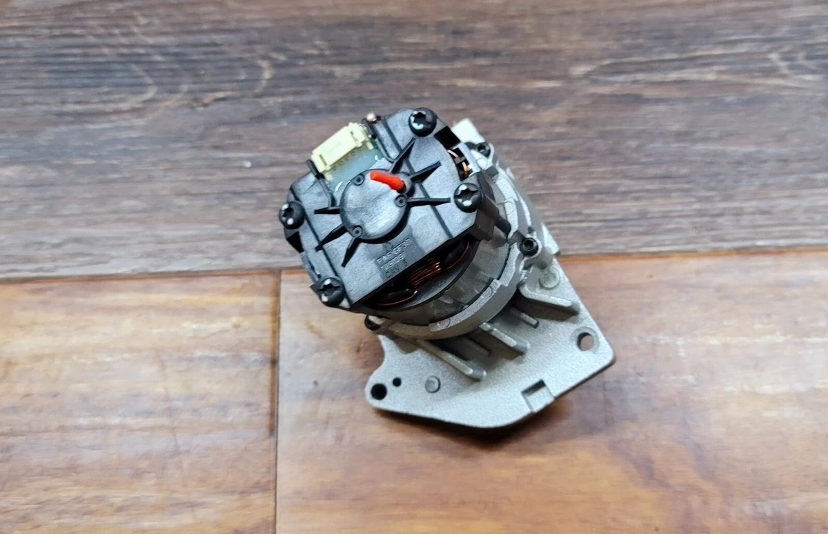 Dewalt MOTOR FOR DCS374 DCS376 20V XR 5