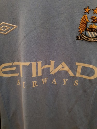 Manchester City Jersey - Picture 3 of 6