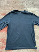 Vuori Men  s Strato Tech Tee Shirt Short Sleeve S Grey Blue Longsleeve