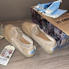 Toms Men's Classic University Khaki Rope Sole Slip On 001019A09 NWB Sz 11