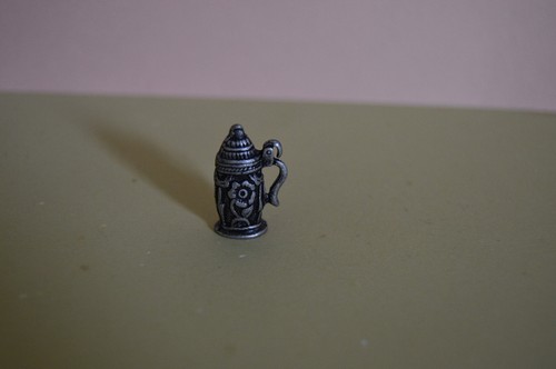 Miniature Beer Stein Mug recreation in 1:12 doll scale - Picture 6 of 6