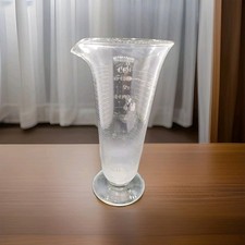 RARE 1900'S Whitall Tatum Co.Glass Etched Footed Beaker 600 CC Graduate