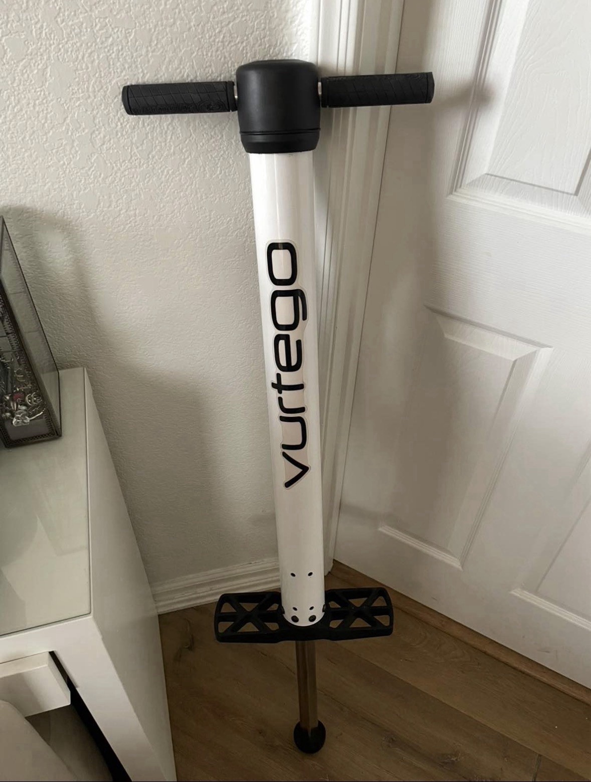 Vurtego V4 Pogo Stick