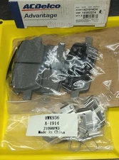 OEM GM ACDelco 14D1914CH 19382274 Ceramic Rear Disc Brake Pad Set