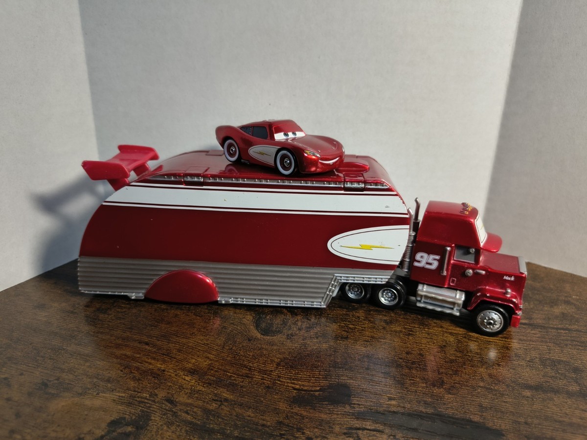 Disney Pixar Cars Road Road Trippin Mack Lightning McQueen