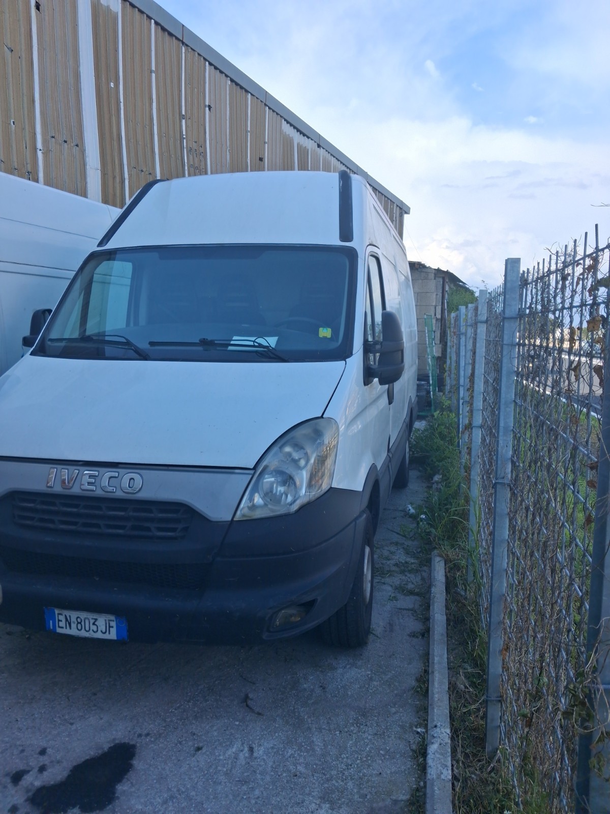 Iveco Daily 35S12 Usato in Buone Condizioni foto 2