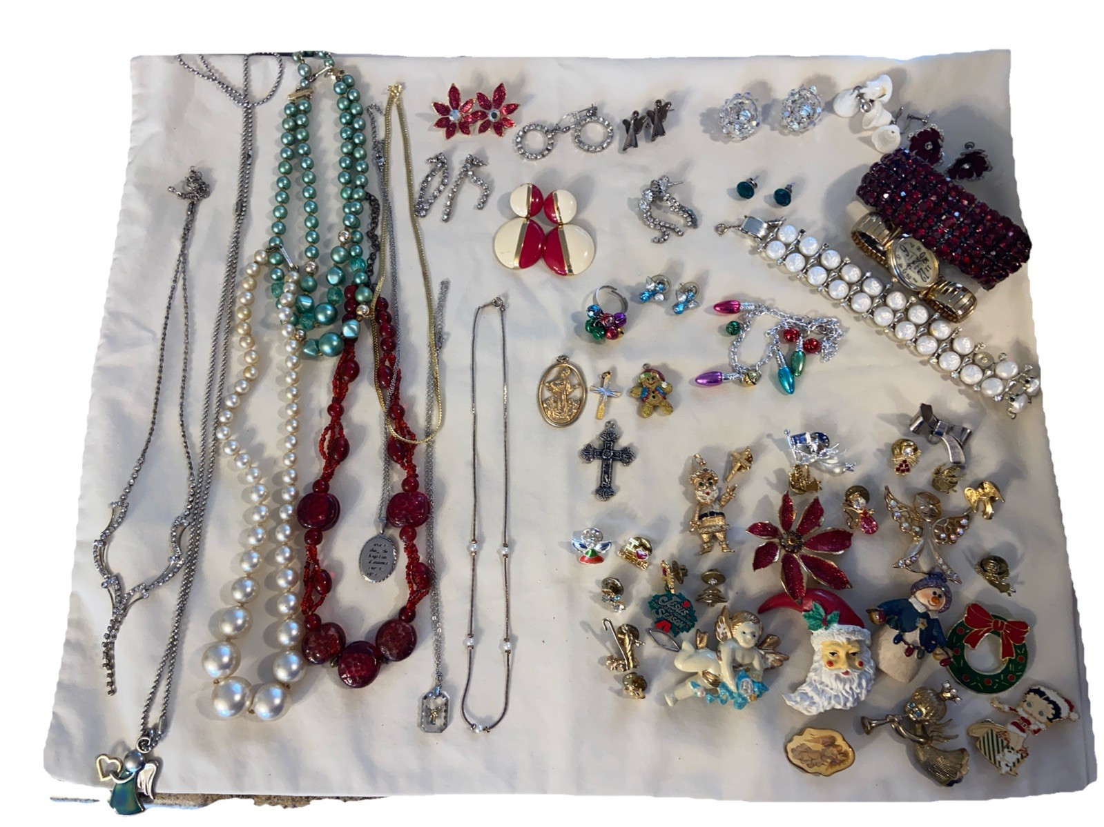 Grandma’s vintage christmas jewelry large lot 50+ pieces wearable 1lb 5. 5oz
