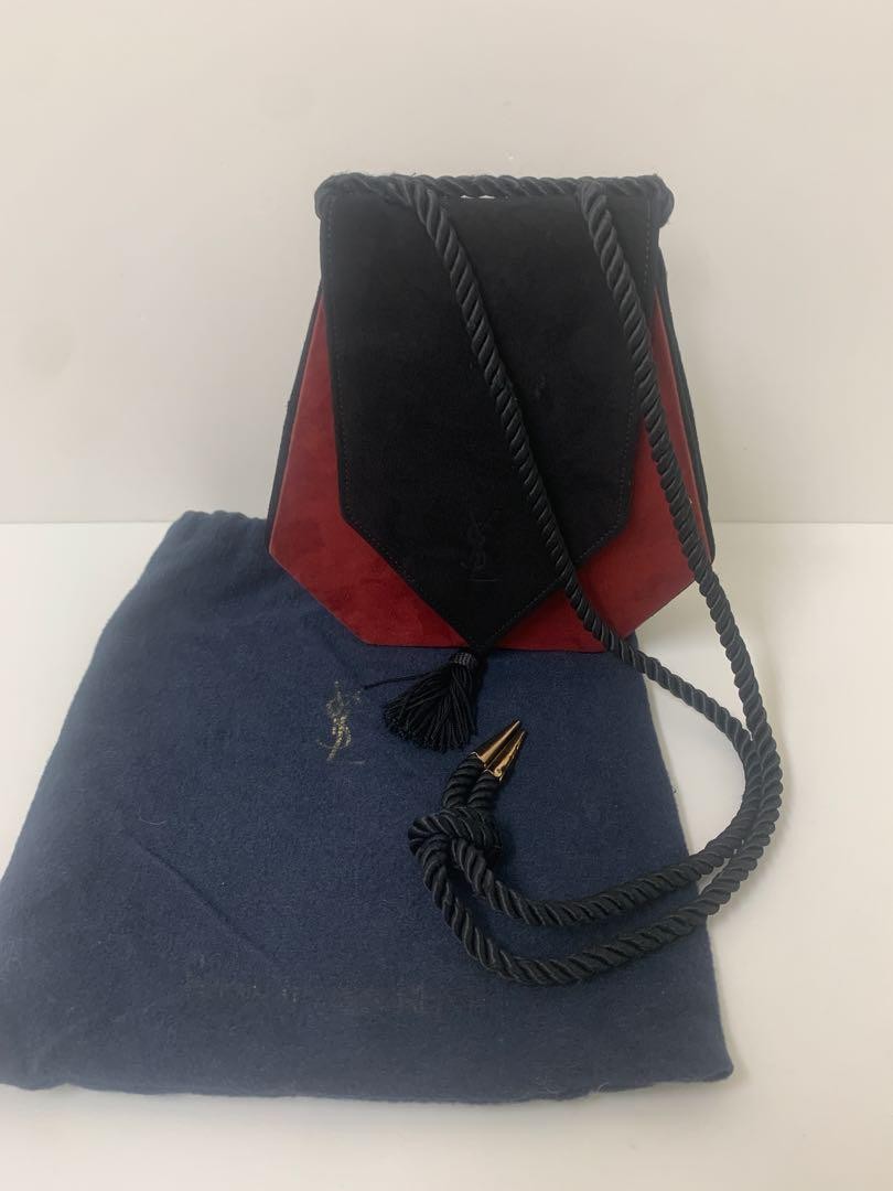 YVES SAINT LAURENT YSL shoulder bag in black #PGHD6P