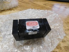 De-Sta-Co Model:  RPW-250 Parallel Gripper.  New Old Stock