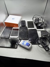 Lot of Vintage Flip Cell and Smartphones Samsung LG Motorola UNTESTED As-is