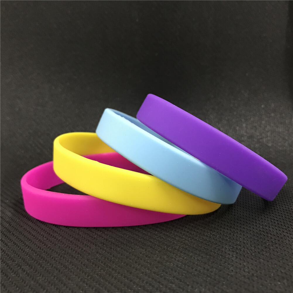 Lot De 100 Bracelets En Silicone Colorés – élastiques, Taille Universelle, Pour Sports D'équipe Et événements