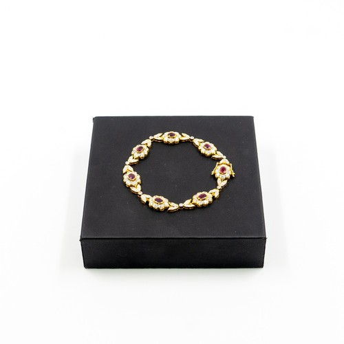3.73Ct Round Cut Diamond G/VVS2 & Ruby 18k Yellow Gold Bangle - Picture 15 of 20