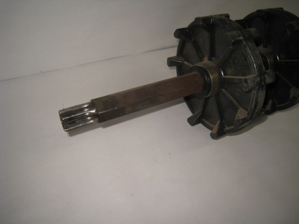 Arctic Cat EFI 1994 Prowler 440 eje de transmisión de orugas Foto 2 de 4