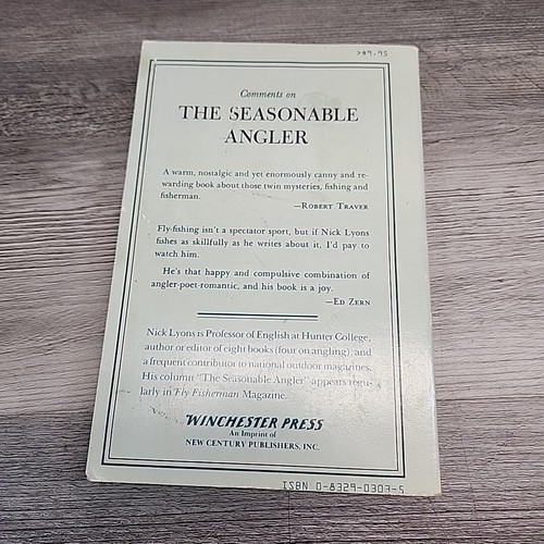 The Seasonable Angler: Journeys Through a Fisherman's Year by Lyons, Nick - Foto 2 di 8