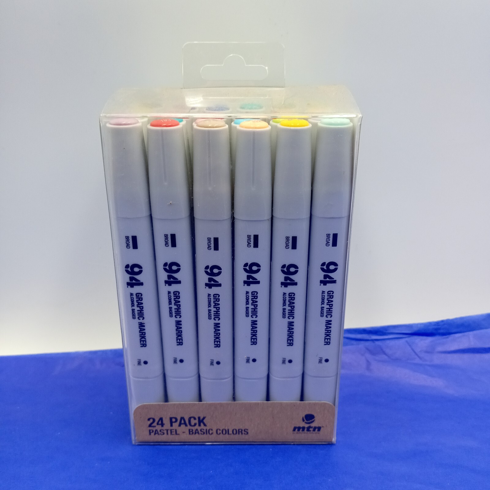 MTN Montana Colors 94 Graphic Marker Set &ndash; Pastel & Basic 