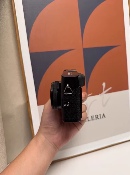 Fujifilm X100F Black 24.3MP Digital Compact Cam Sleek Design High Res Photos - Image 2 of 4