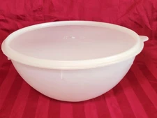 VTG 1980s Era Eagle Super Seal, Large Clear White Bowl w/ Lid, 11" diameter, VGC