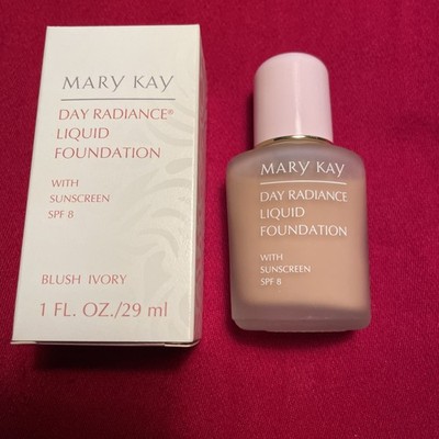 Mary Kay Day Radiance Liquid Foundation Blush Ivory 6324 Normal/Comb. w/SPF 8