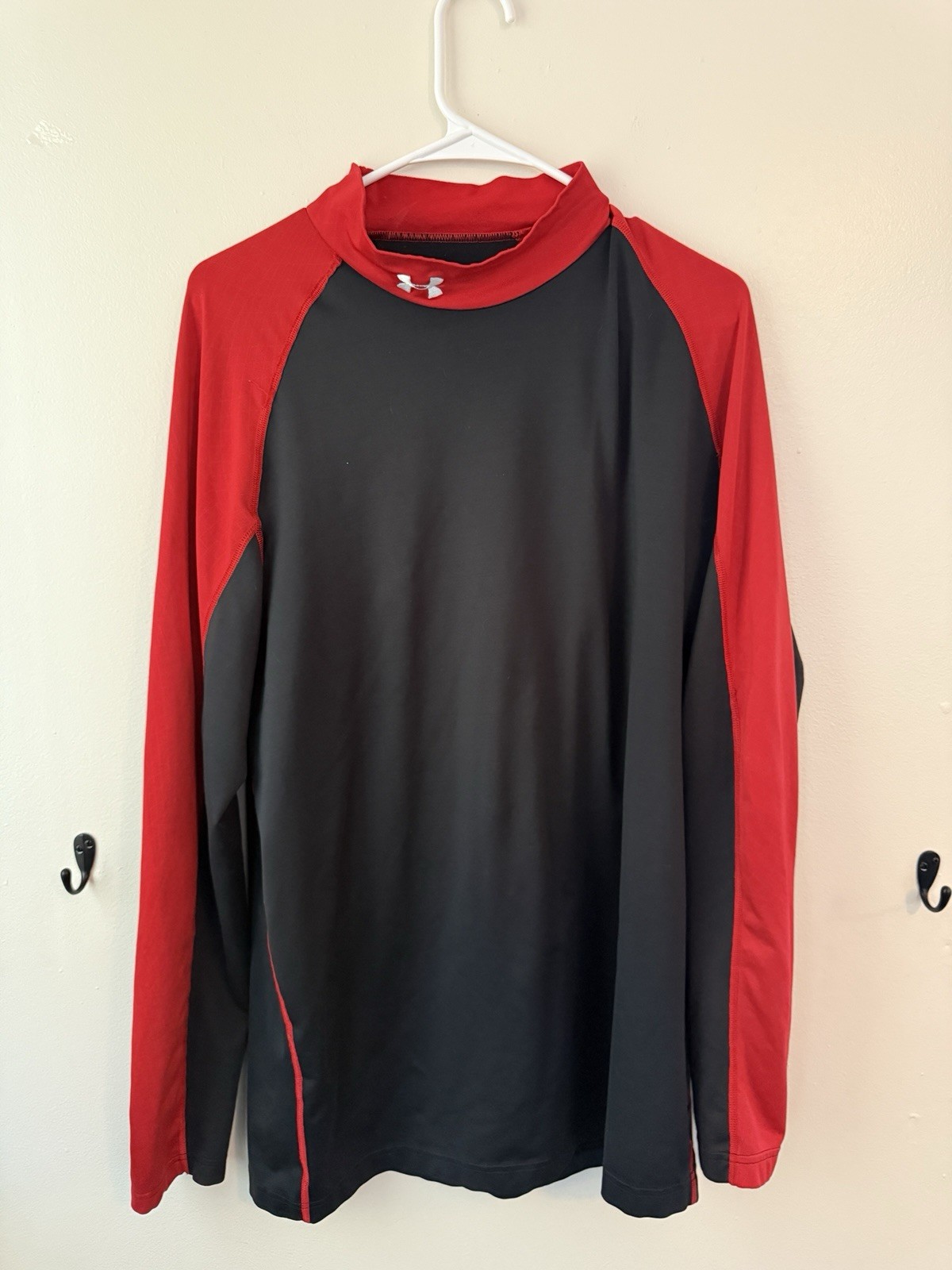 Under Armour HeatGear Long Sleeve Compression Shirt Black Red Men’s L