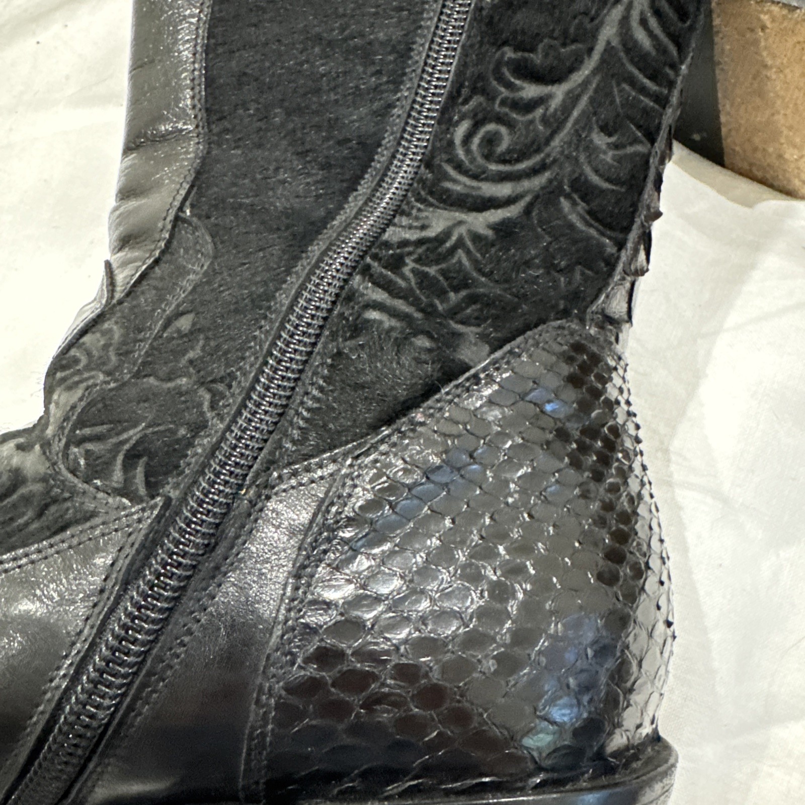 Stunning GIANNI BARBATO Black PYTHON CROC PONY an… - image 12