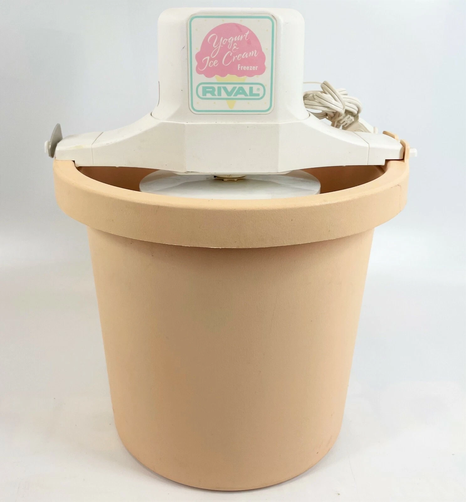 Vintage RIVAL 8401/1 Peach Plastic Electric Ice Cream Yogurt Freezer 4qt Maker