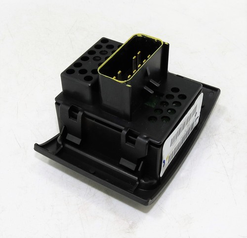 0UK931DVAB Chrysler PT Cruiser Genuine Right Side Electric Window Lifter Switch - Picture 2 of 11
