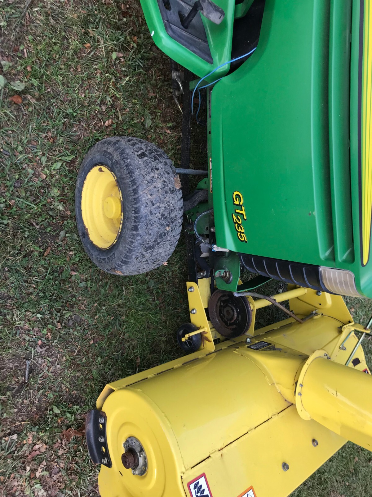 JOHN DEERE GT GT235 42 Snowthrower Snow Blower PICK UP ONLY HURON OHIO