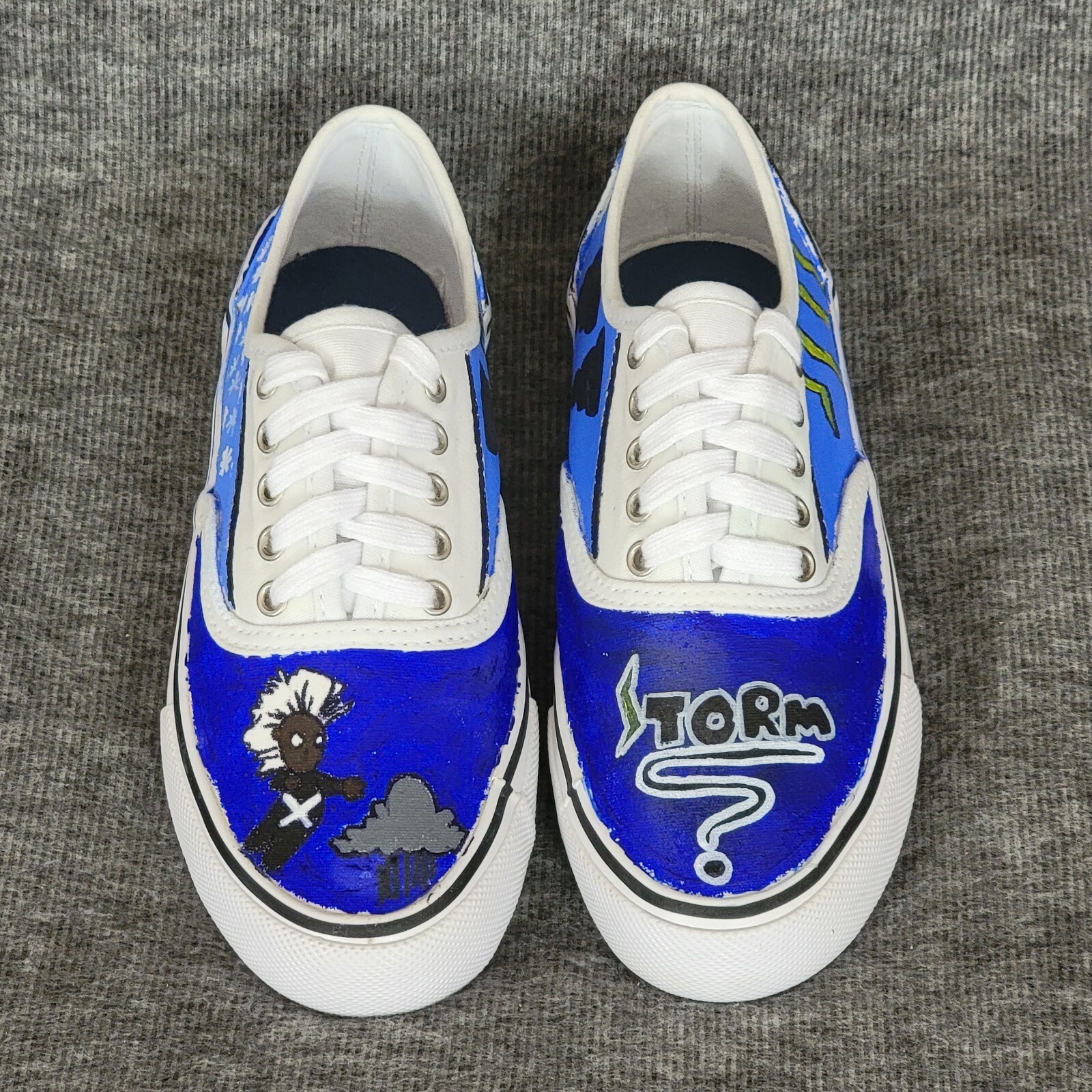 Womens 8 Blue White Canvas Hand Painted