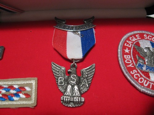 Vintage BSA Pfadfinder Adler Pfadfinderpreis im Etui mit Patches Stifte und Münzen Lot - Bild 3 von 14